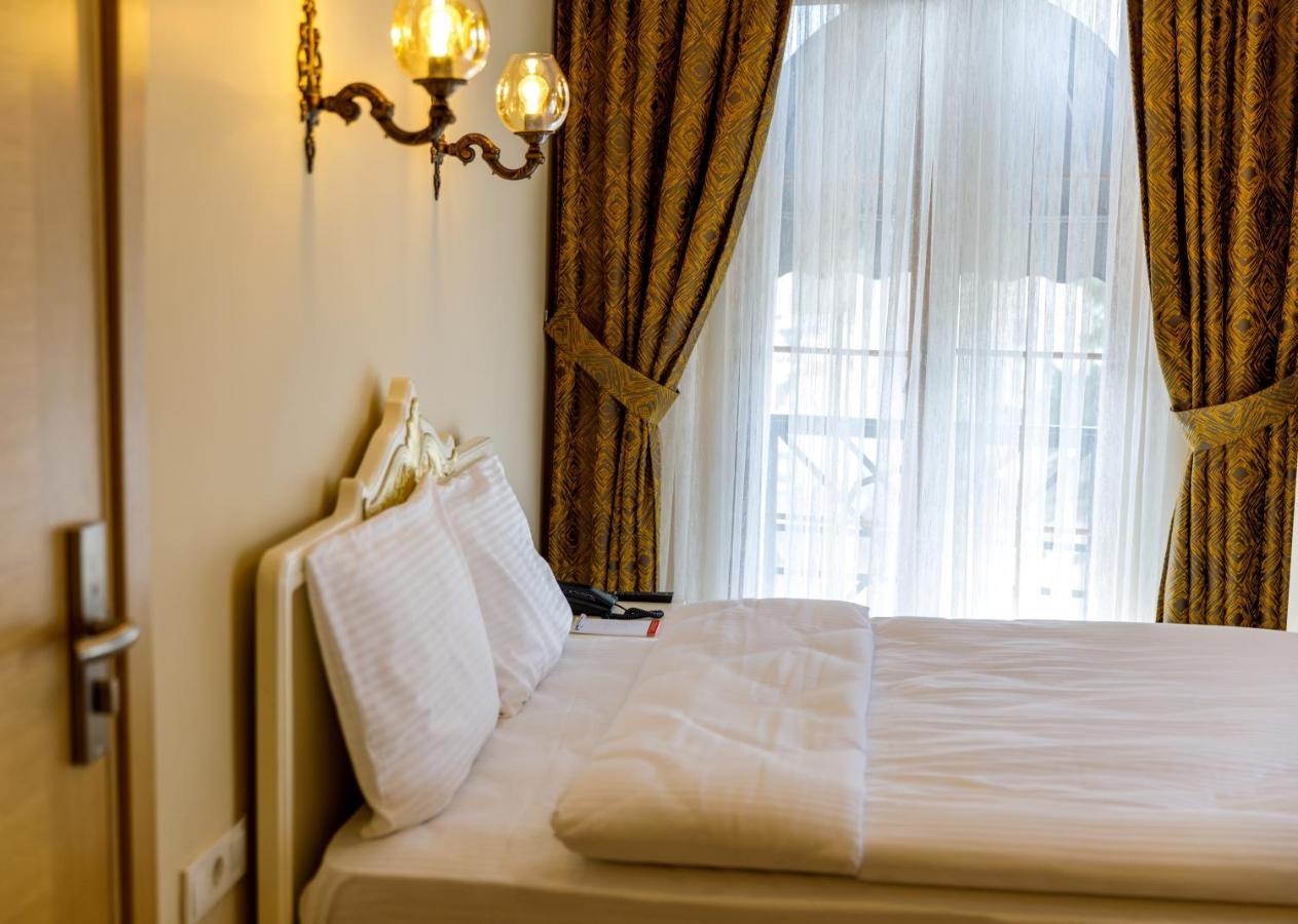 Germenicia Hotel Istanbul Bagian luar foto