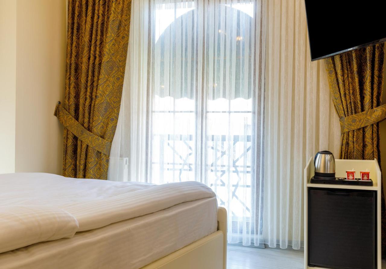 Germenicia Hotel Istanbul Bagian luar foto